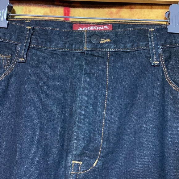 ARIZONA JEAN COMPANY-men’s dark rinse cotton denim ‘SLIM FIT STRAIGHT’ leg jeans - Picture 3 of 11